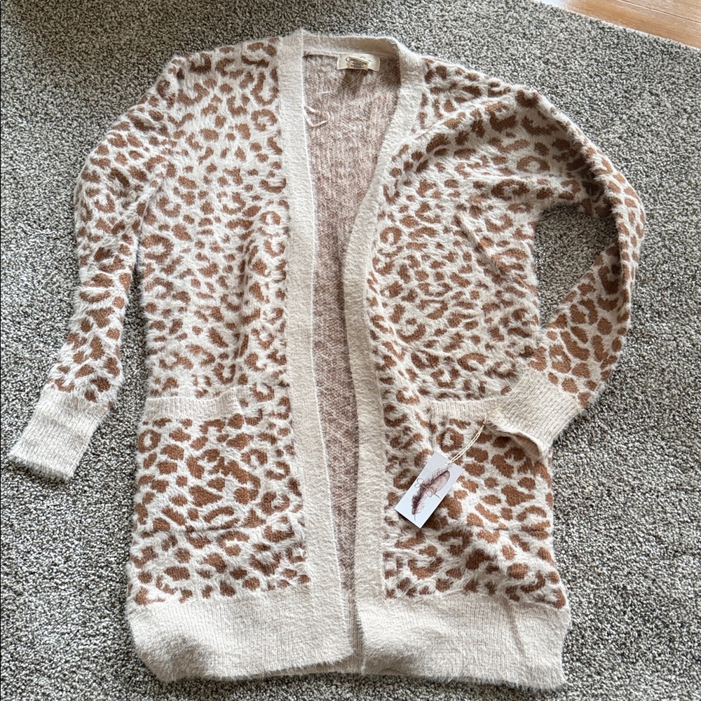 Jessica Simpson open animal print cardigan size XS